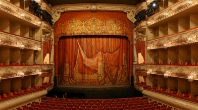 Live theatre improves learning and tolerance