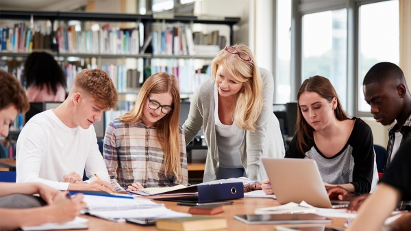 Engaging Students With Community-Based Projects