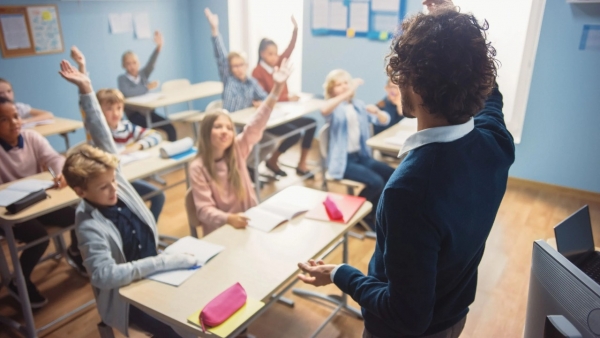 7 Attention-Getters to Use Instead of Raising Your Voice