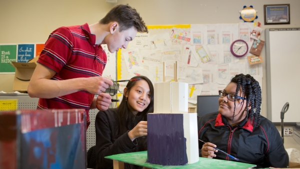 How Cooperative Learning Can Benefit Students This Year