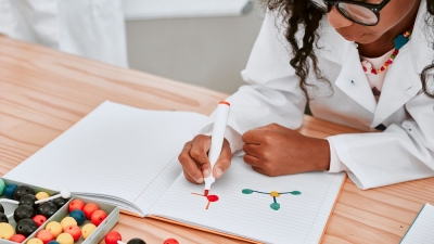 How to Make Virtual STEM Lessons More Engaging for Young Learners