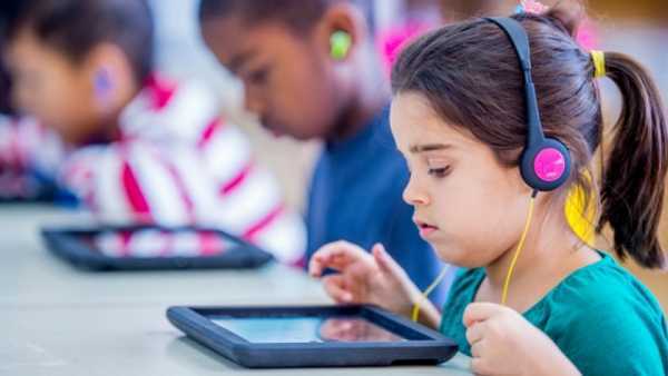 Using Podcasts in World Language Classes